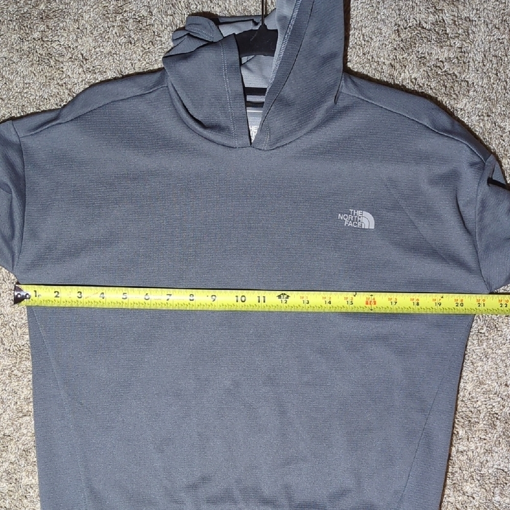 The North Face Charcoal Hoodie - Picture 8 of 9